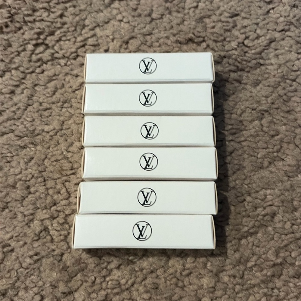 Louis Vuitton 6 sample bottles spray 2ml